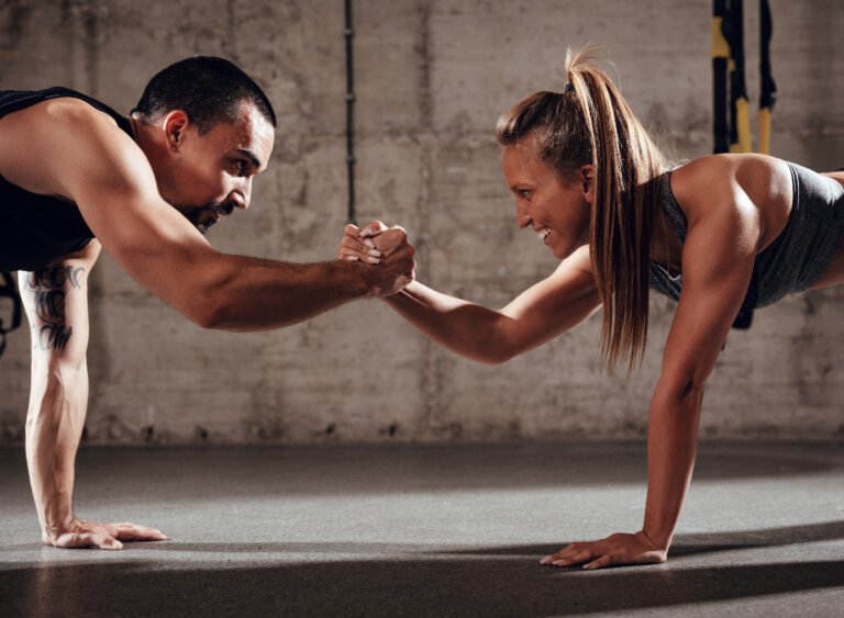 Fit to be Wed: The Perfect Marriage of Gym Life and Moissanite Rings